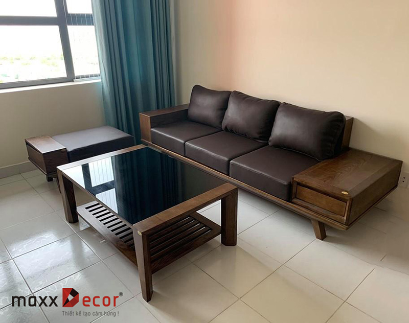 Bàn giao bàn ghế sofa gỗ đẹp sang phòng khách