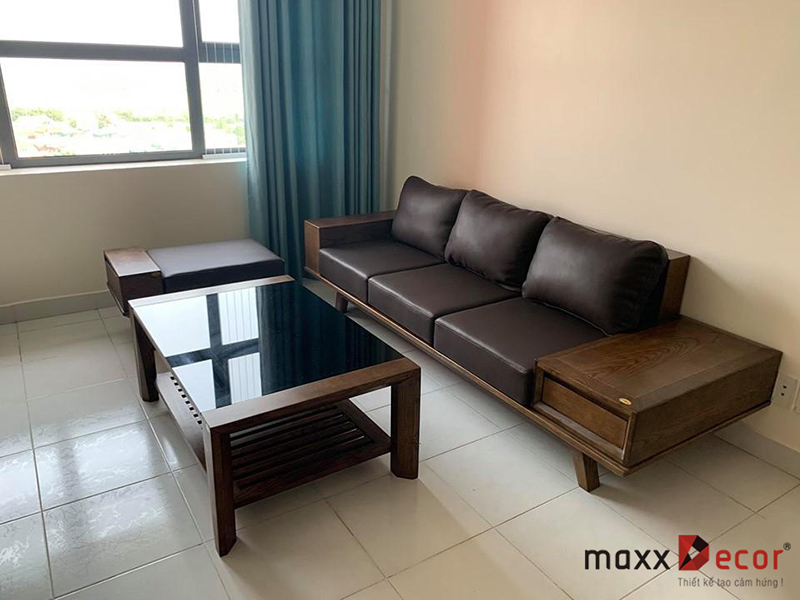 Bàn giao bàn ghế sofa gỗ đẹp sang phòng khách