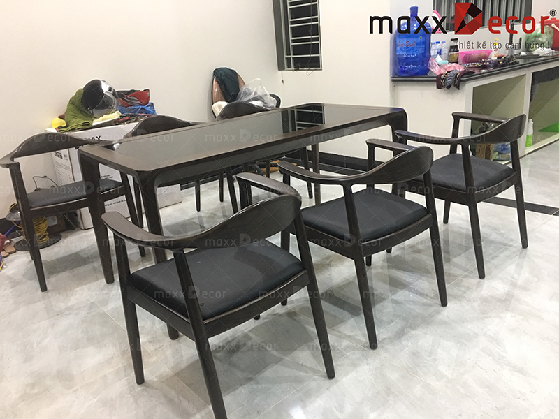 Bàn ghế ăn gỗ tự nhiên