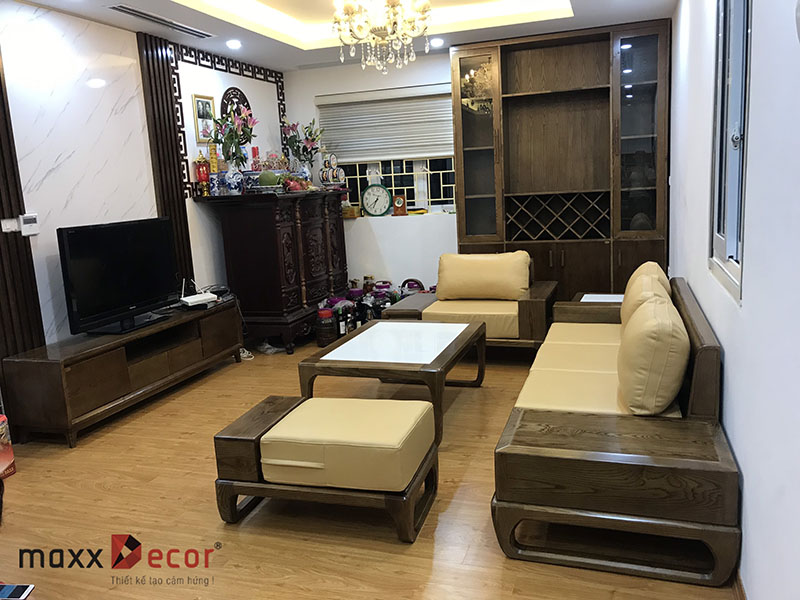 Bàn giao bàn ghế sofa gỗ đẹp sang phòng khách