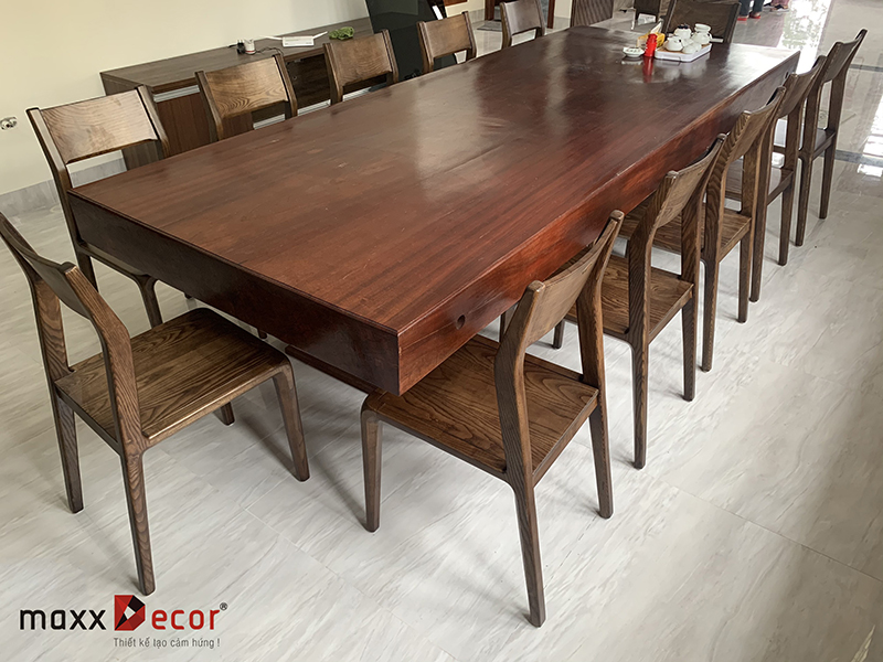 Bộ àn ghế ăn gỗ tự nhiên đẹp hiện đại tại nhà khách